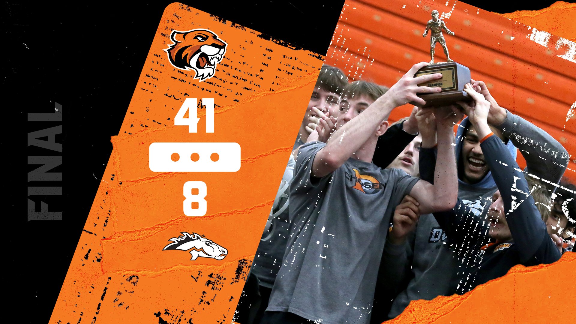 Men's Wrestling Wins Third Straight GPAC Title